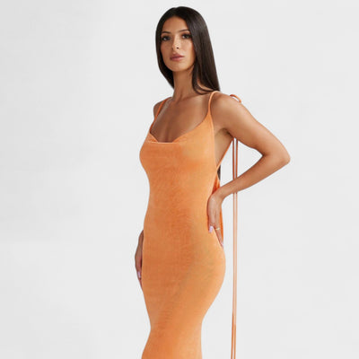 Luna – El vestido que celebra tus curvas