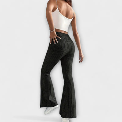 Jennifer – Pantalón acampanado elegante