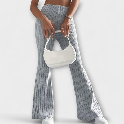 Jennifer – Pantalón acampanado elegante