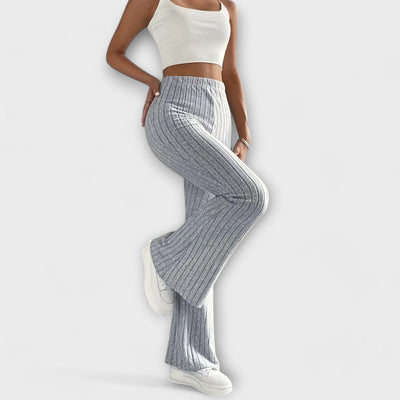 Jennifer – Pantalón acampanado elegante