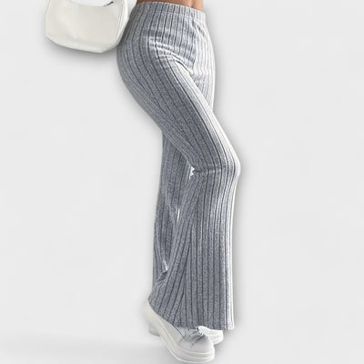 Jennifer – Pantalón acampanado elegante